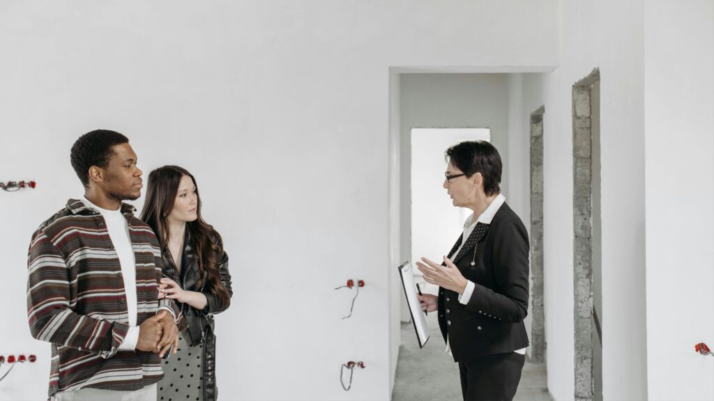 When Do Real Estate Agents Get Paid